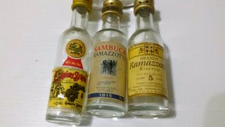 Lotto Di 5 Bottiglie Mignon Da Collezione Alcolici