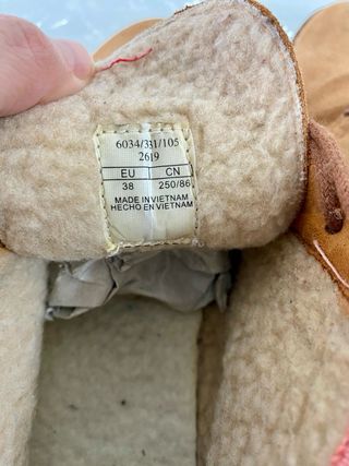 Botines pisacacas Bershka. Talla 38