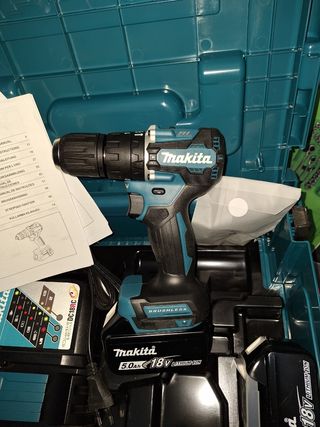 Taladro Makita DHP487RTJ 40Nm brushless