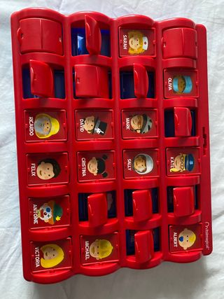Juego de mesa  who is who, quien es quien  