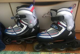 Patines niño/niña, con protectores, casco y bolsa