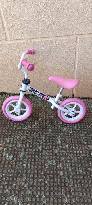 Bicicleta sin pedales niña Chicco