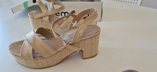 Sandalias tacón bajo Emmshu