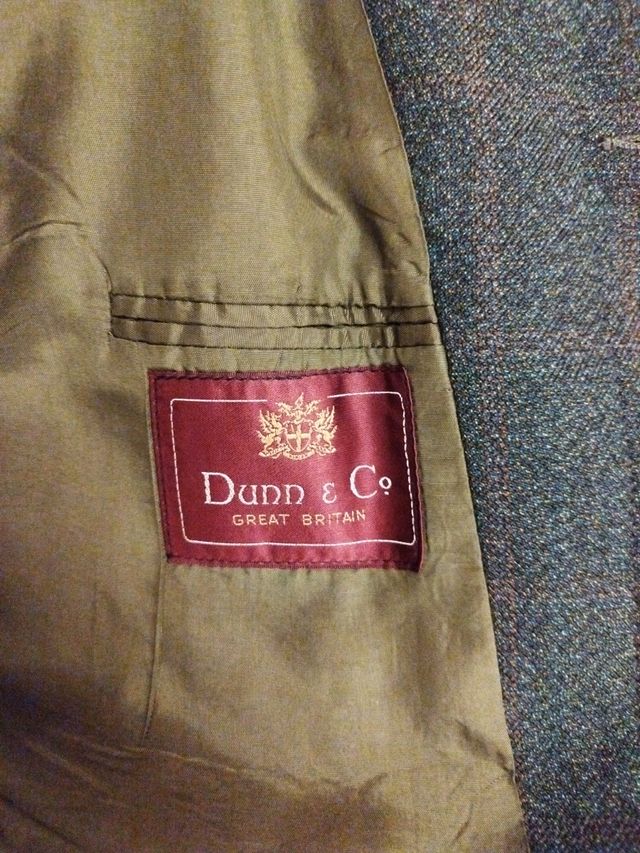 Abrigo tres cuartos británico