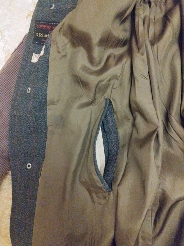 Abrigo tres cuartos británico