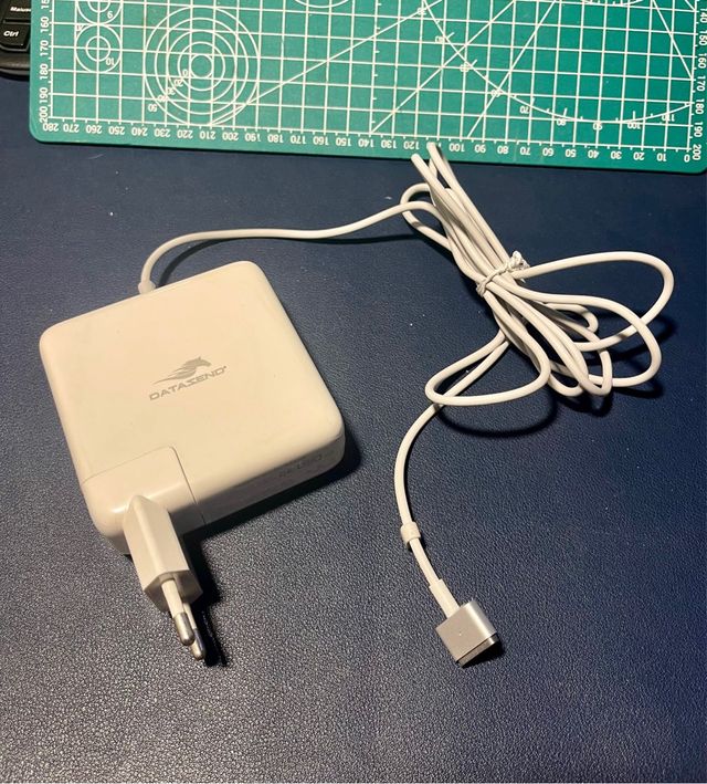 Apple MacBook Pro Caricabatteria 85 w Nuovo