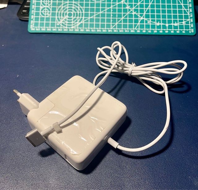 Apple MacBook Pro Caricabatteria 85 w Nuovo