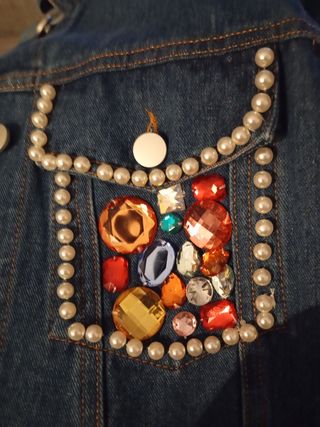 Chaqueta tejana torera con pedrería