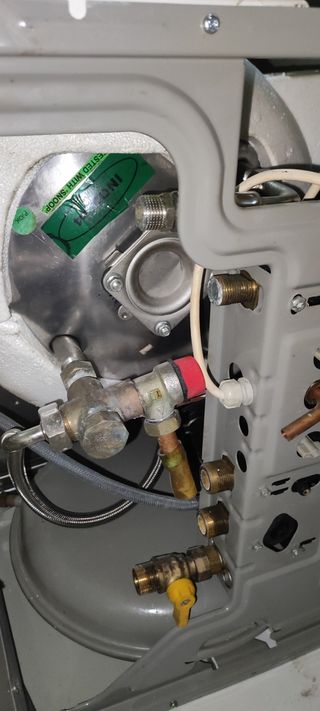 Caldera de gas con acumulador