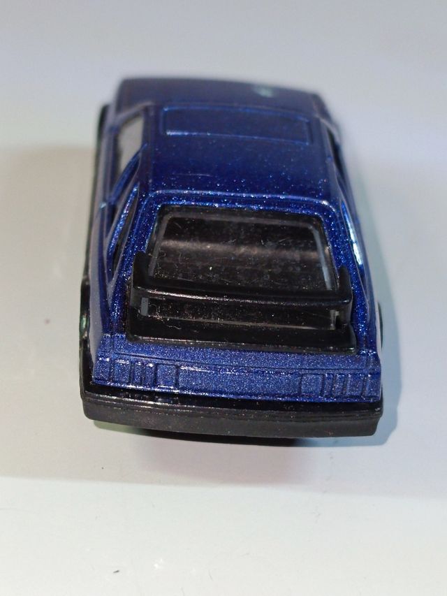 FORD SIERRA 1/64