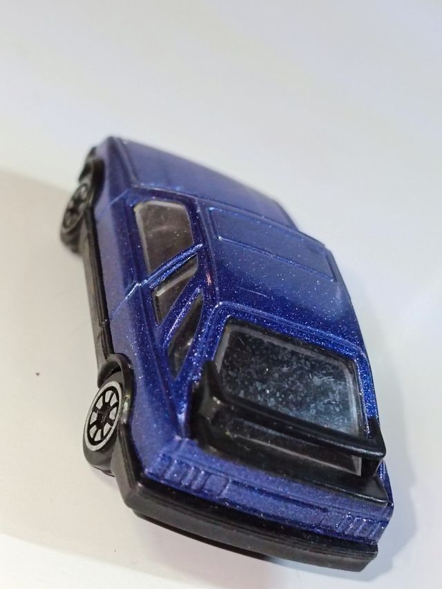 FORD SIERRA 1/64