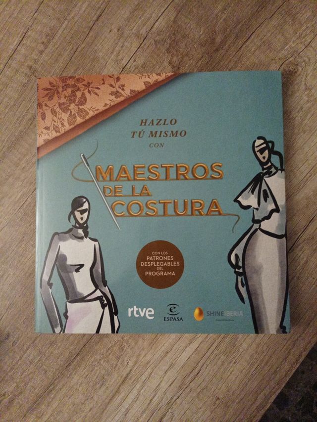 Hazlo tú mismo con Maestros de la costura: Con los patrones desplegables del programa