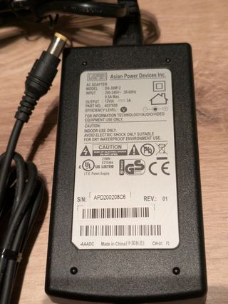 Cargador de portátil Sony 12V