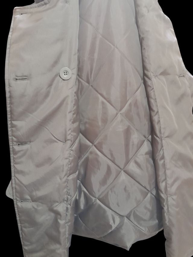 Gabardina Acolchada cruzada.