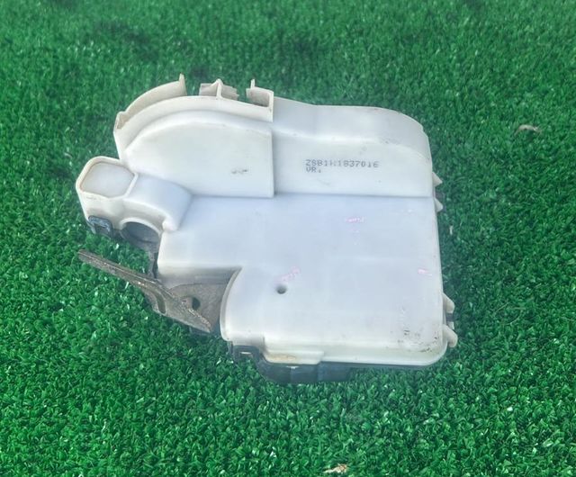 serratura anteriore destra volkswagen golf 3