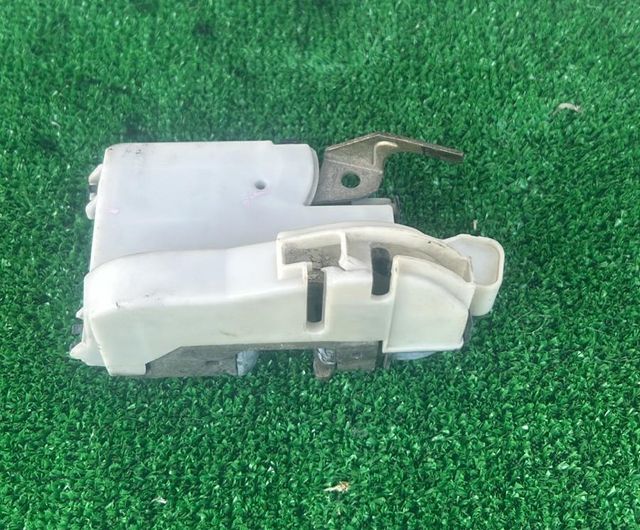 serratura anteriore destra volkswagen golf 3