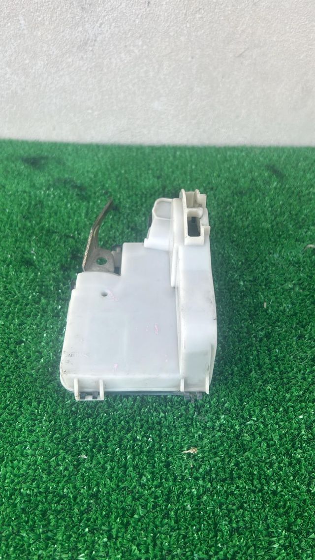 serratura anteriore destra volkswagen golf 3