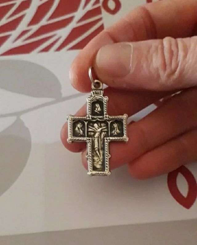 Colgante cruz de plata