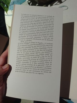 Derecho y memoria histórica (Spanish Edition)