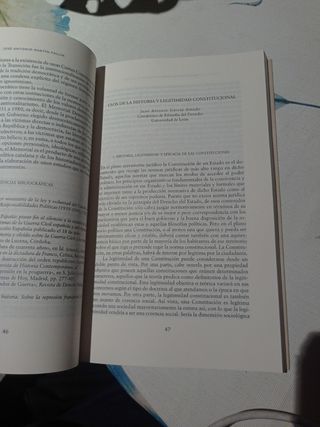 Derecho y memoria histórica (Spanish Edition)
