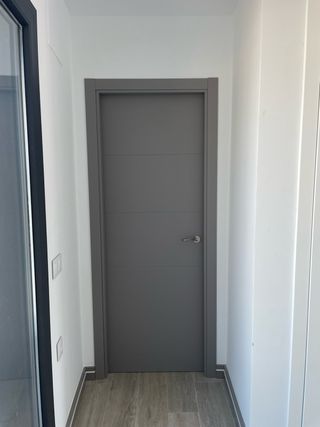 PUERTAS DE PASO A MEDIDA . 