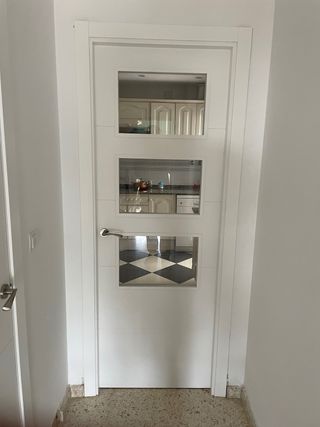 PUERTAS DE PASO A MEDIDA . 