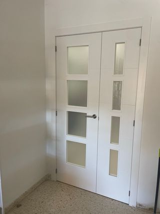 PUERTAS DE PASO A MEDIDA . 