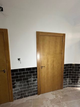 PUERTAS DE PASO A MEDIDA . 