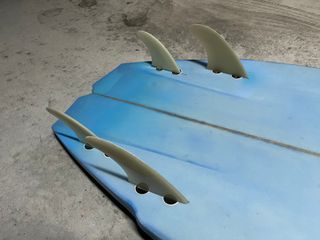 Tabla surf mini simmons 5,6 44 litros