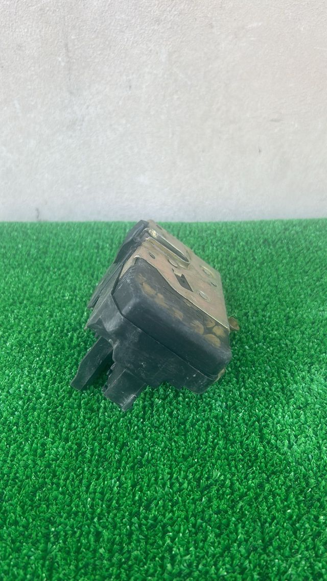 serratura anteriore sinistra opel vectra 90585021