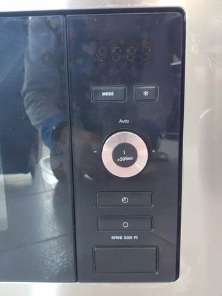 Microondas integrable Teka