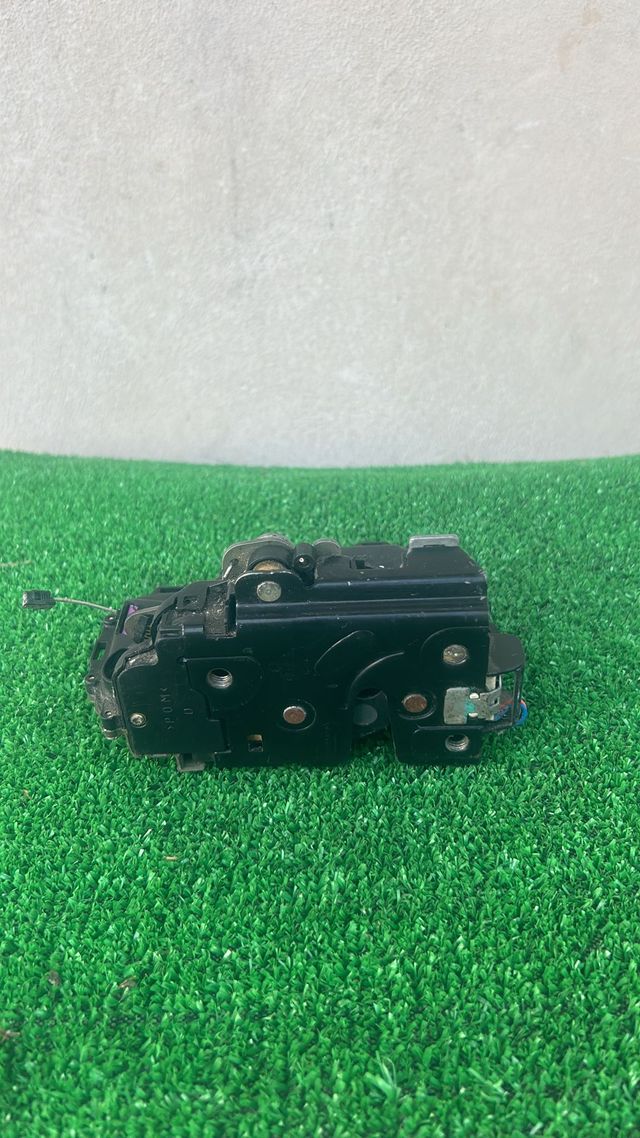 serratura posteriore destra seat toledo 3b4839016m