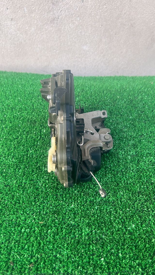 serratura posteriore destra seat toledo 3b4839016m