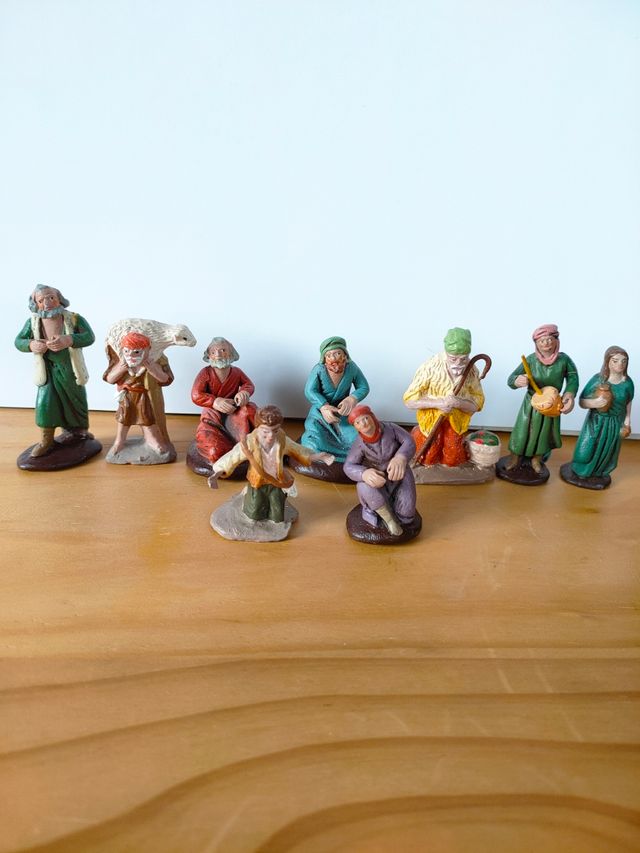 Figuras 9 pastores Belén antiguos