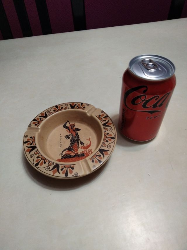 CINZEIRO DE CERÂMICA GREGA