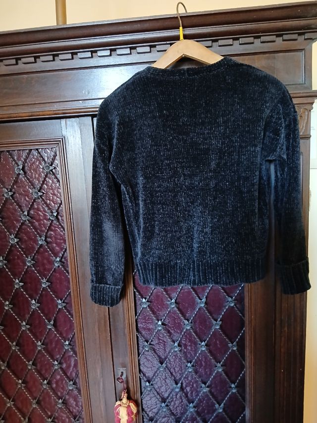 Maglioncino nero in ciniglia