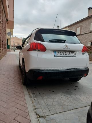 Peugeot 2008 2015