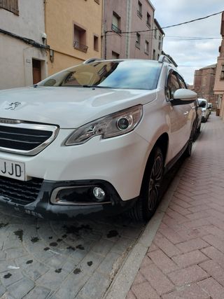 Peugeot 2008 2015