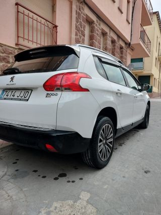 Peugeot 2008 2015
