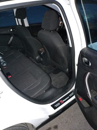 Peugeot 2008 2015