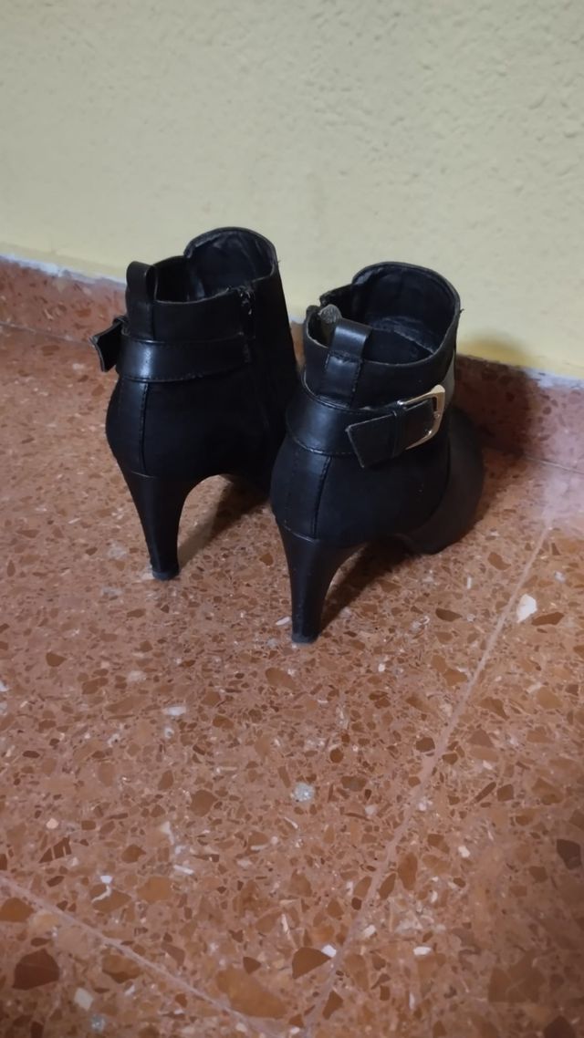 Botín negro tacon n 37 polipiel