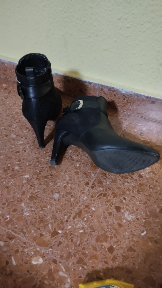 Botín negro tacon n 37 polipiel