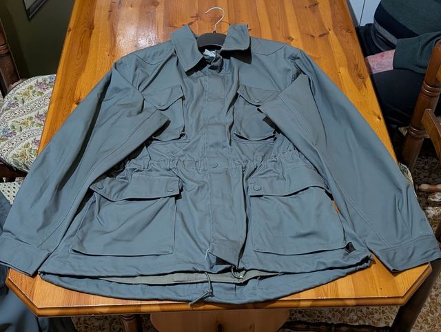 Tuta da lavoro, verde militare, giacca e pantalone