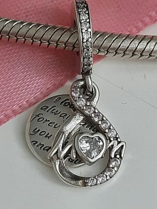 Charm Mom en plata de ley S 925.