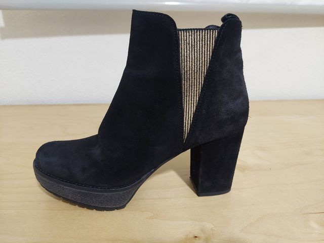 Botines marca Gadea talla 37 piel serraj