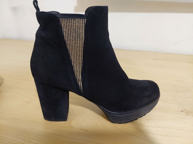 Botines marca Gadea talla 37 piel serraj