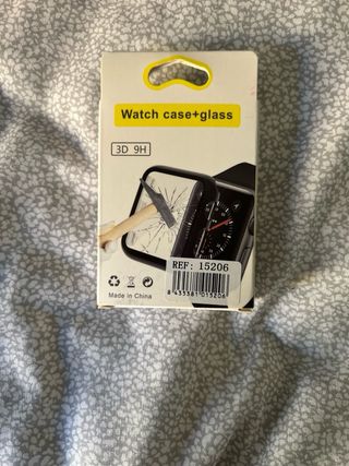 Funda protectora con marco negro para el reloj