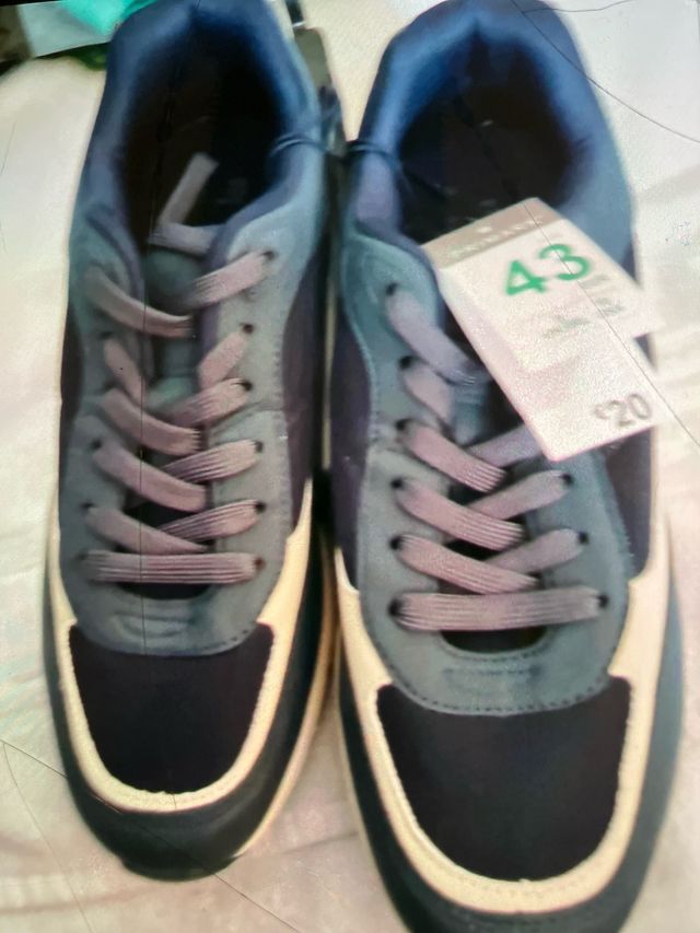 Zapatillas primarl azul y blancas