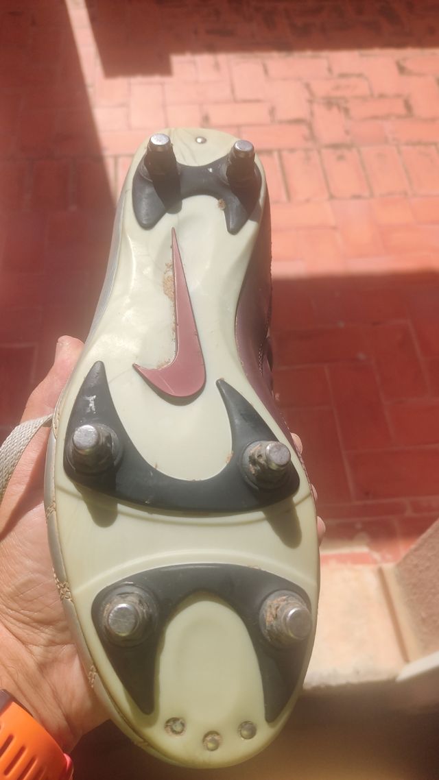 BOTAS FÚTBOL NIKE TOTAL 90