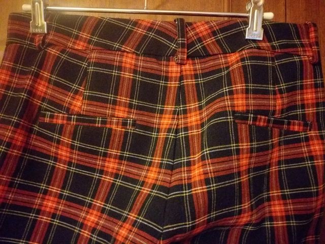 Pantalón cuadros Zara *